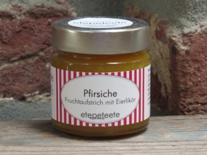 Pfirsiche mit Eierlik�r