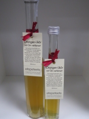 Orangen-Lik�r mit Gin verfeinert